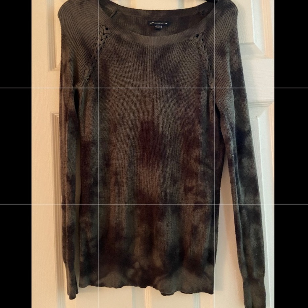 American Eagle sweater green and black tie dye